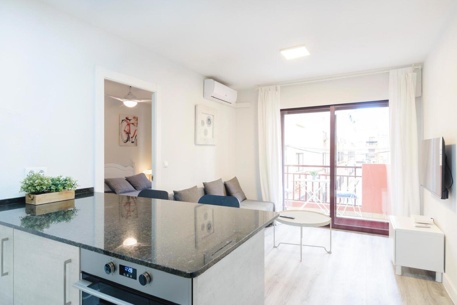Apartamento Primera Linea De Playa 푸엔히롤라 외부 사진